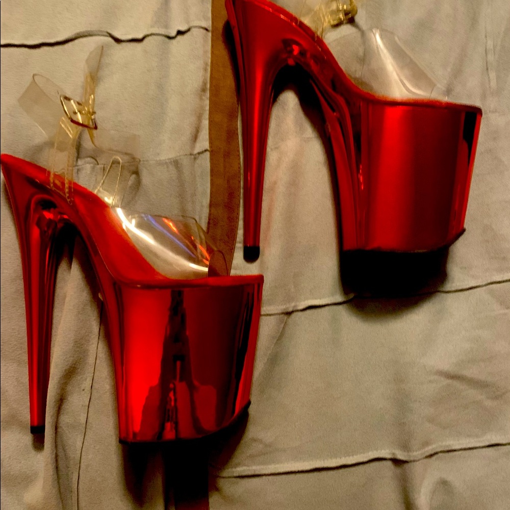 Pleasers chrome sz 6 M